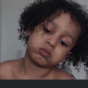 Meet your Posher, Elijah